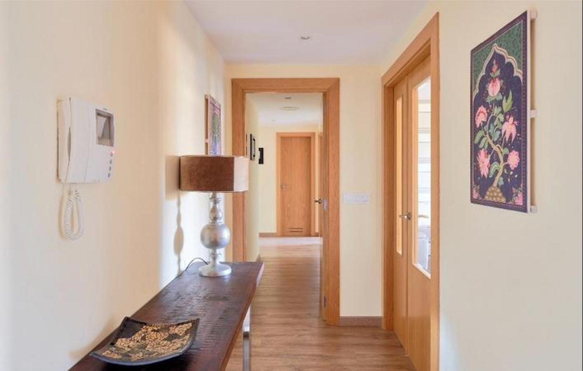 Holidays2Malaga Heroe De Sostoa Con Piscina Junto Estacion Ave Y Playa Екстериор снимка